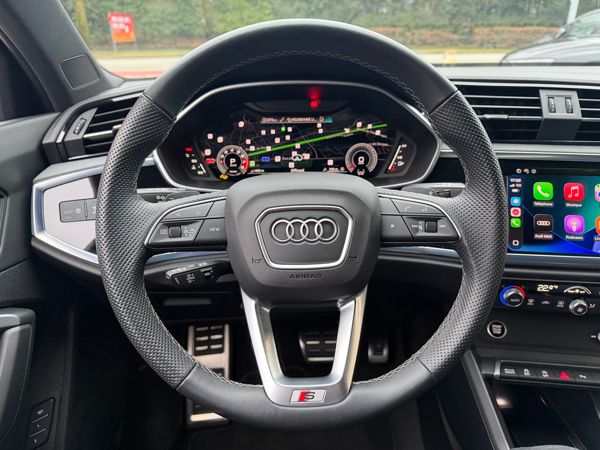 AUDI Q3 Sportback 35 TFSI S line S-tronic-image-13