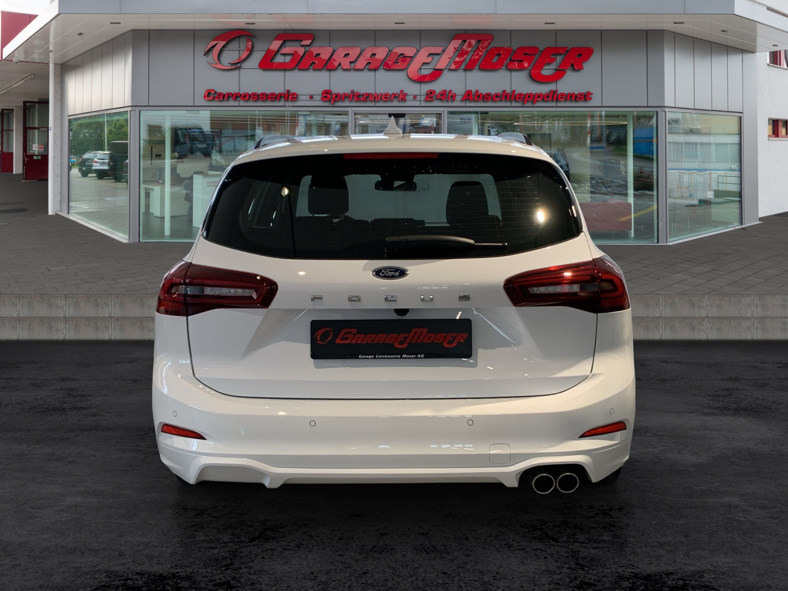FORD Focus SW 1.0i EcoB Hybrid 155 ST-Line-image-5