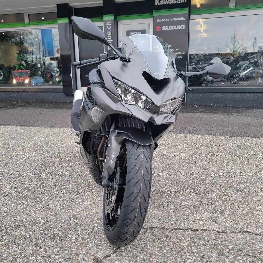 KAWASAKI Ninja ZX-4RR (35KW)-image-1