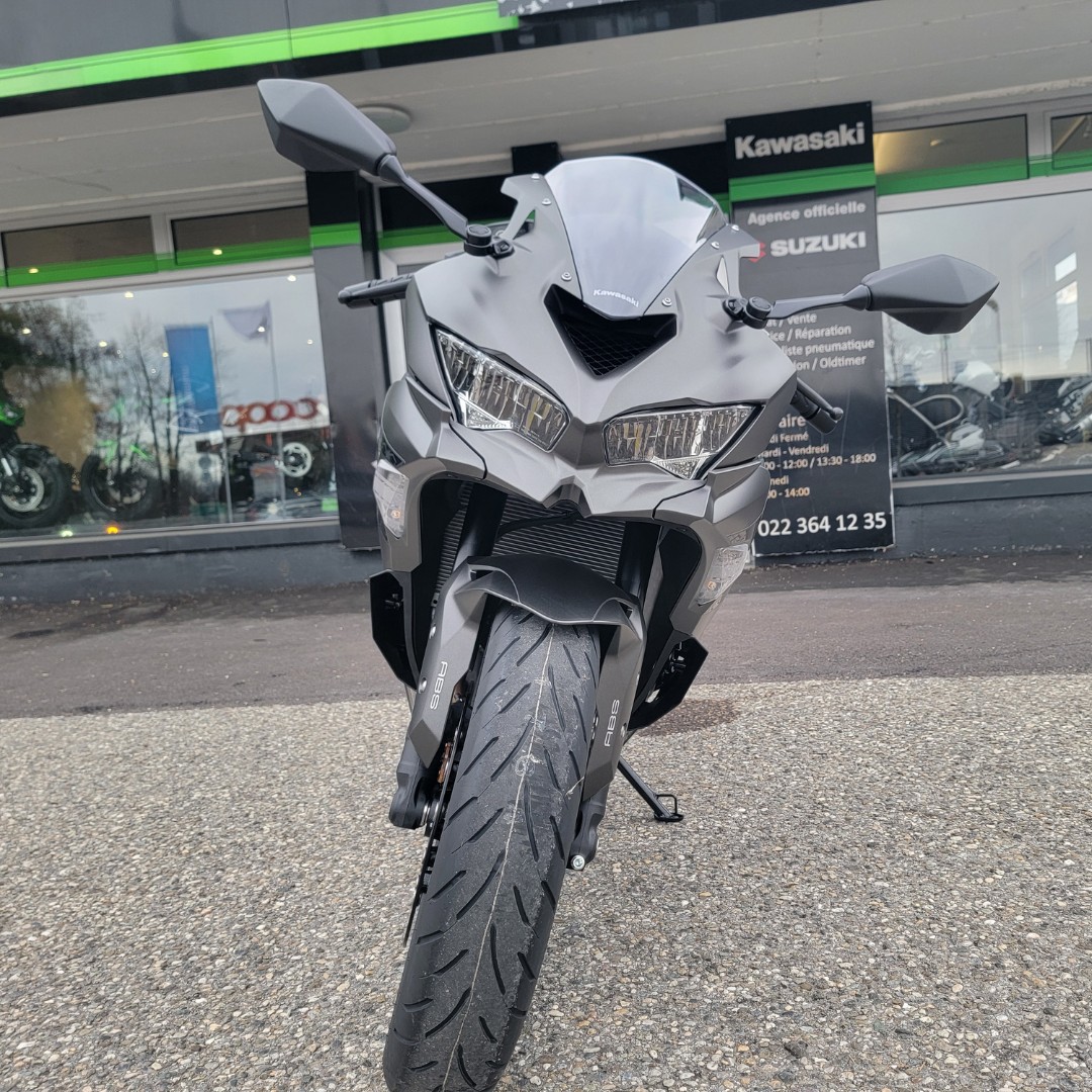 KAWASAKI Ninja ZX-4RR (35KW)-image-12
