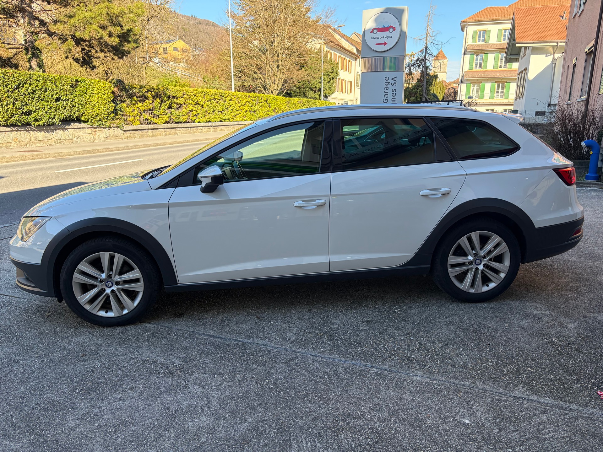 SEAT Leon ST 2.0 TDI X-Perience 4Drive DSG-image-2