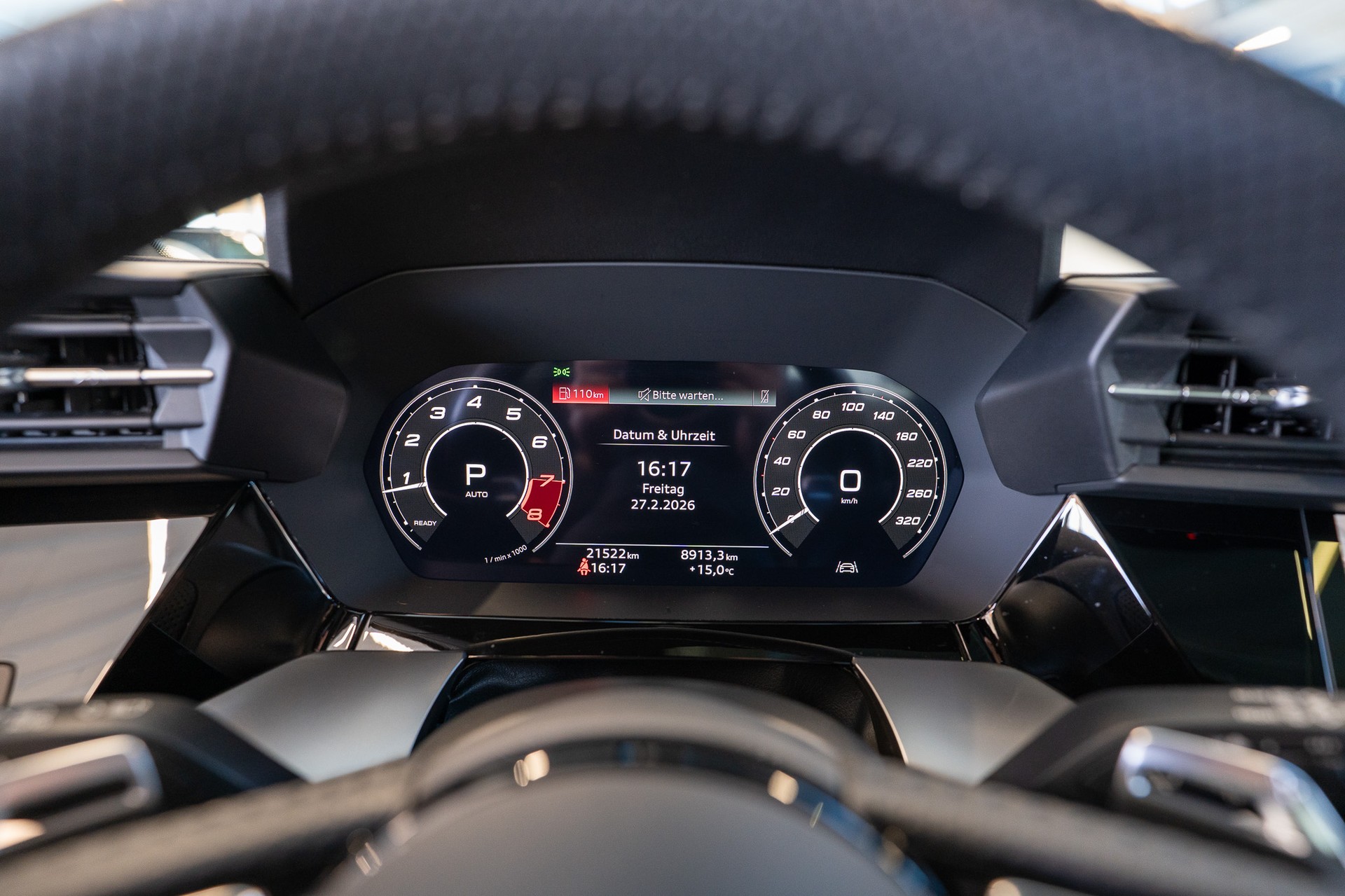 AUDI RS3 Sportback 2.5 TFSI quattro S-Tronic / Panorama / Rückfahrkamera-image-20