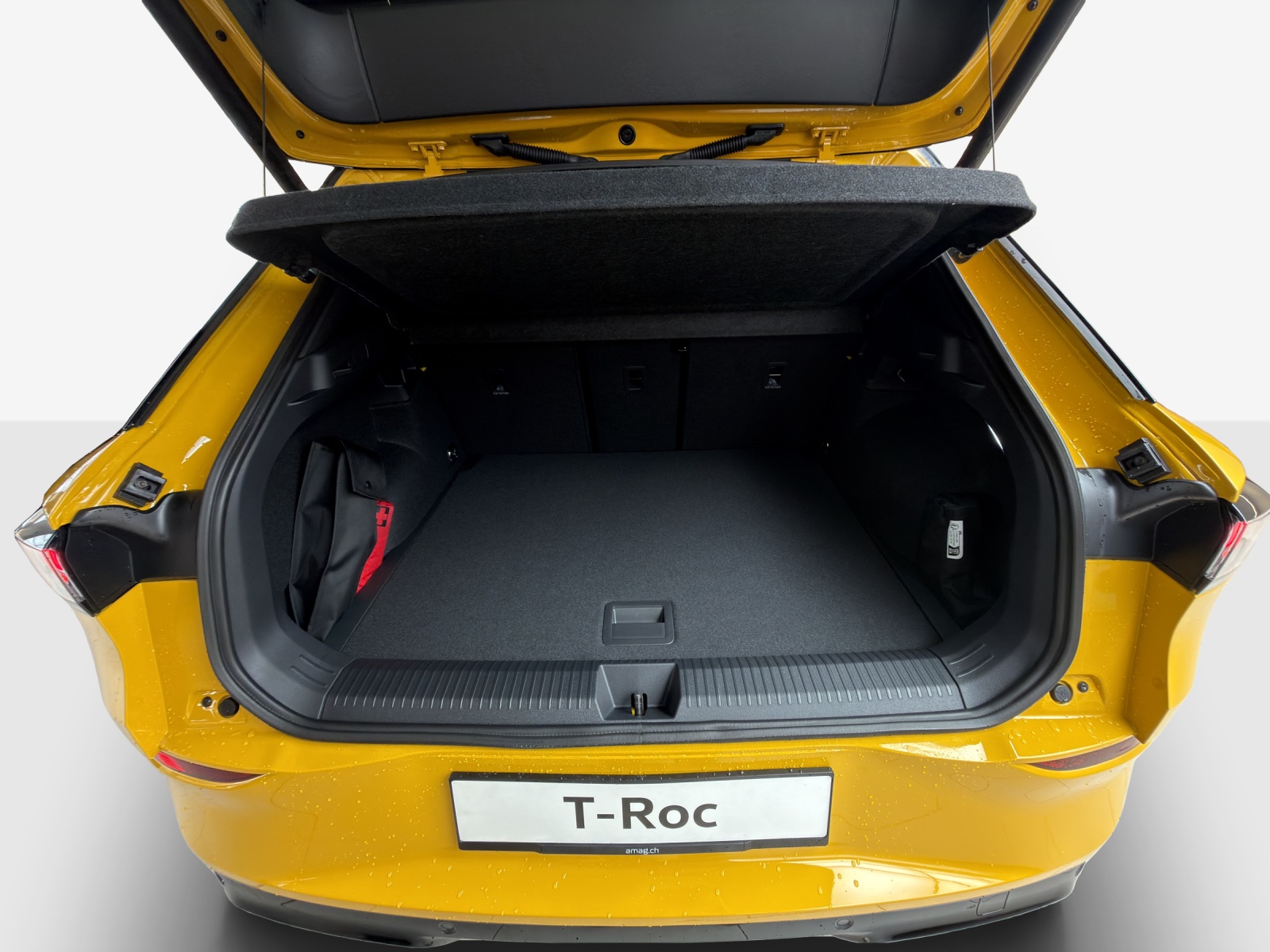 VW T-Roc 1.5 eTSI mHEV R-Line DSG-image-13