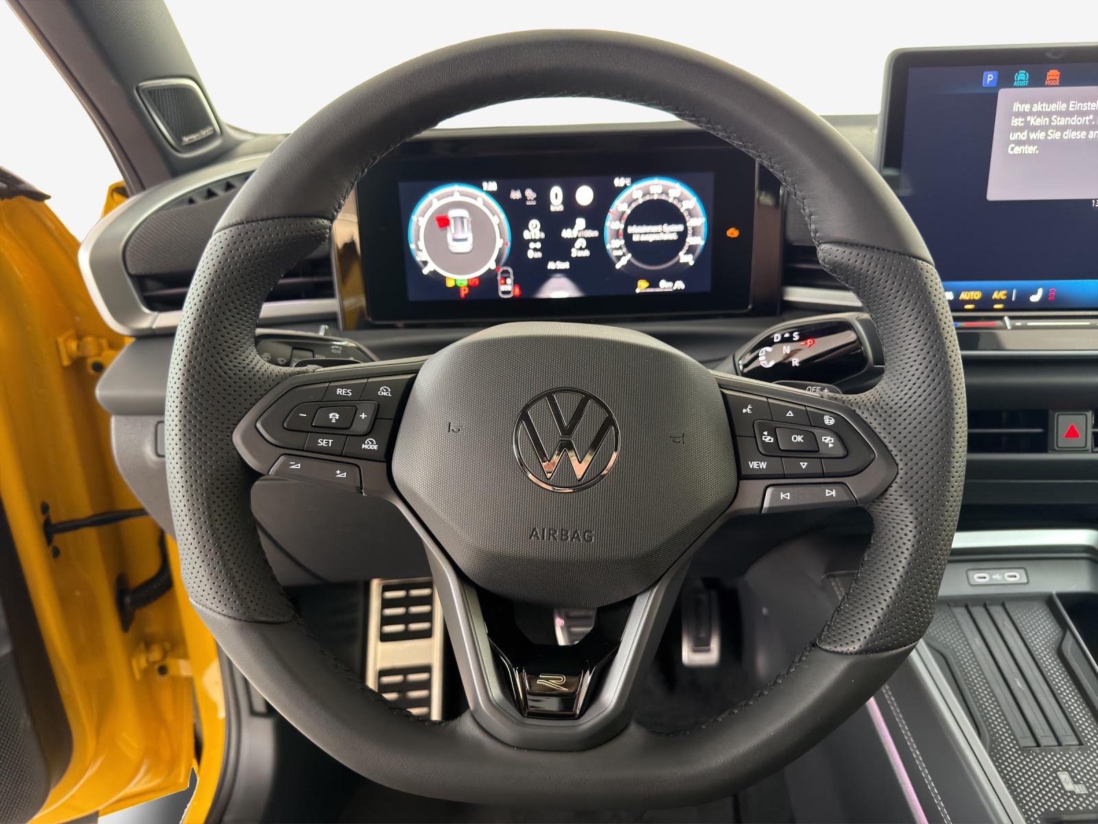 VW T-Roc 1.5 eTSI mHEV R-Line DSG-image-9