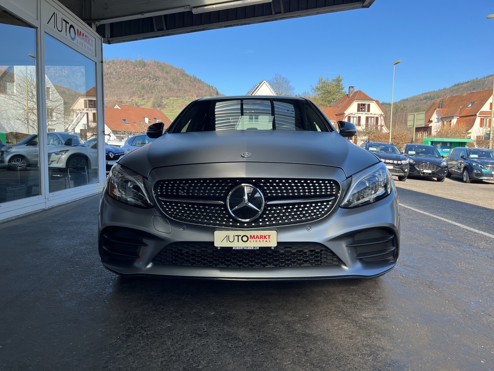 MERCEDES-BENZ C 200 4Matic AMG Line 9G-Tronic-image-5