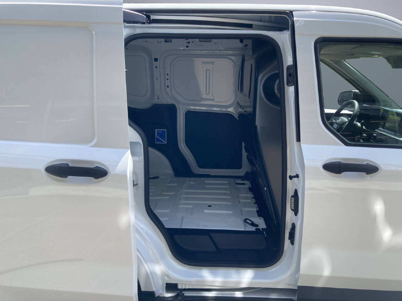 FORD Transit Courier Van 1.0 EcoBoost Trend-image-3
