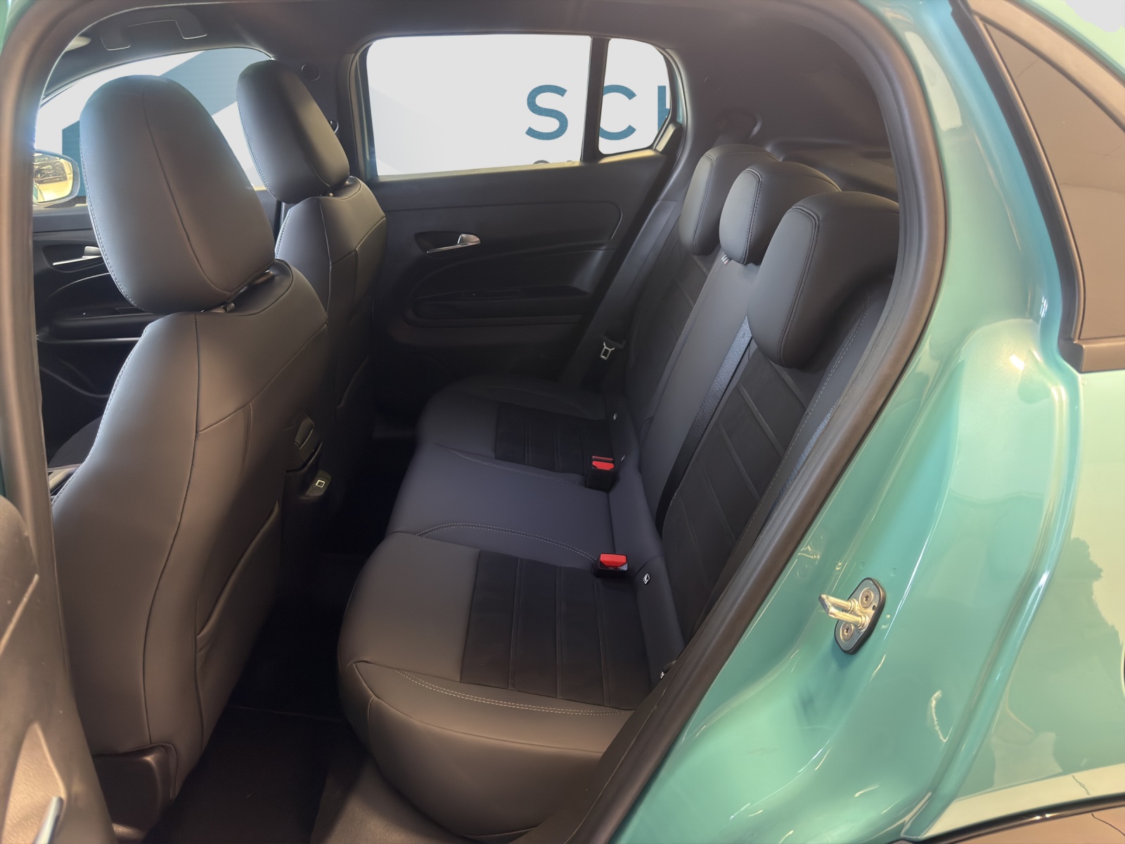 FIAT 600 1.2 Hybrid 145 Spor-image-7
