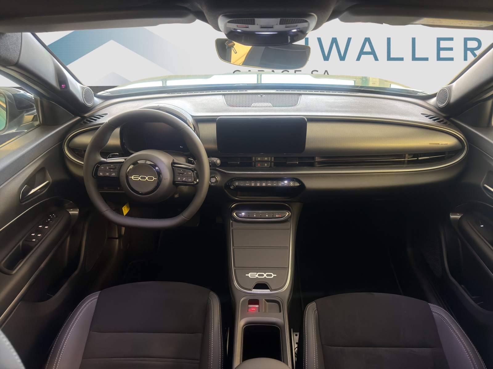 FIAT 600 1.2 Hybrid 145 Spor-image-9