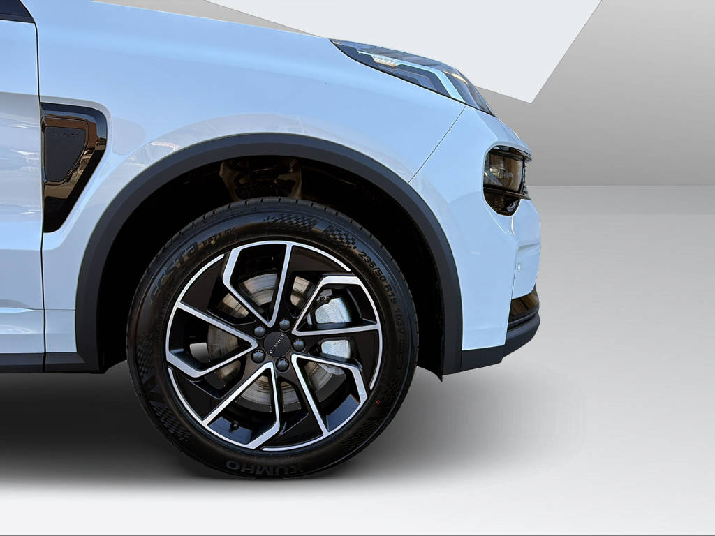 LYNK & CO 01 1.5 PHEV Core-image-5