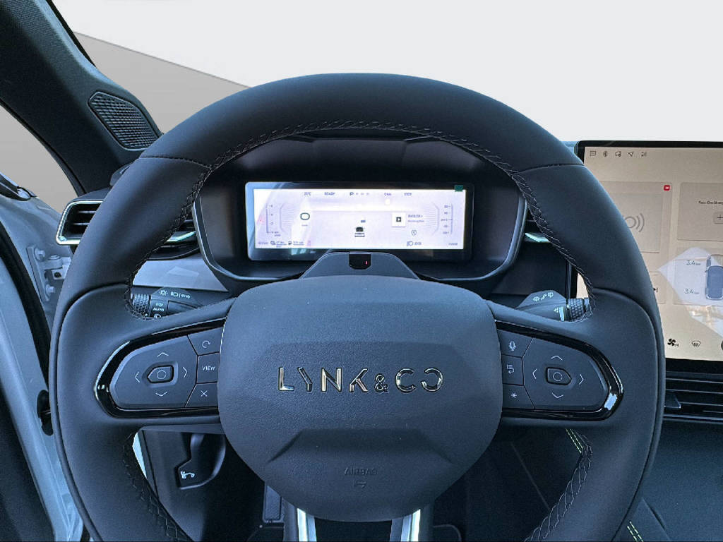LYNK & CO 01 1.5 PHEV Core-image-8