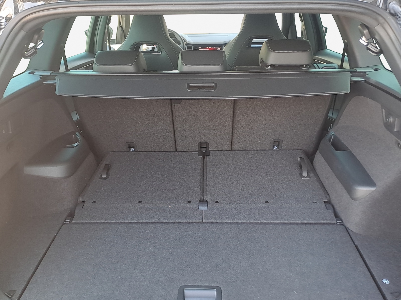 SKODA Kodiaq 2.0 TSI 4x4 SportLine-image-12