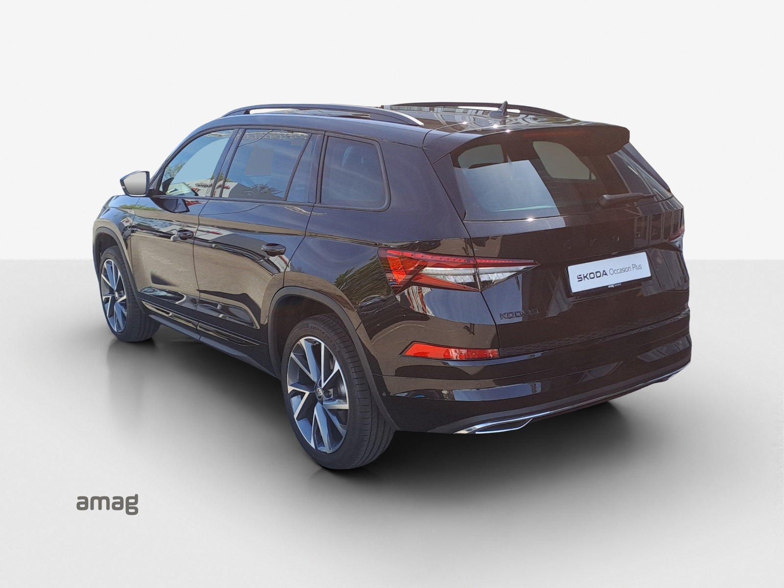 SKODA Kodiaq 2.0 TSI 4x4 SportLine-image-2