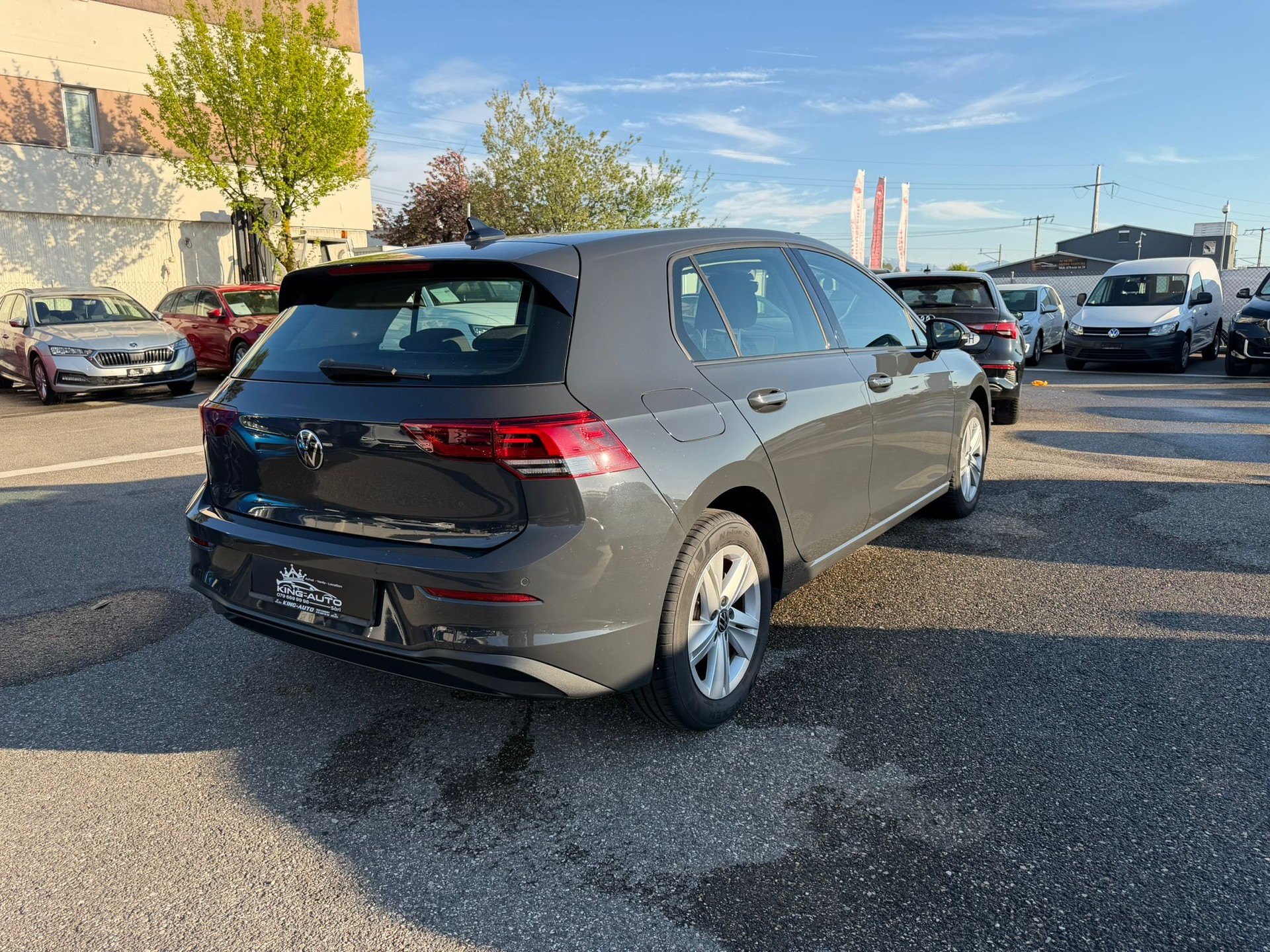 VW Golf 1.0 eTSI mHEV ACTLife DSG-image-5