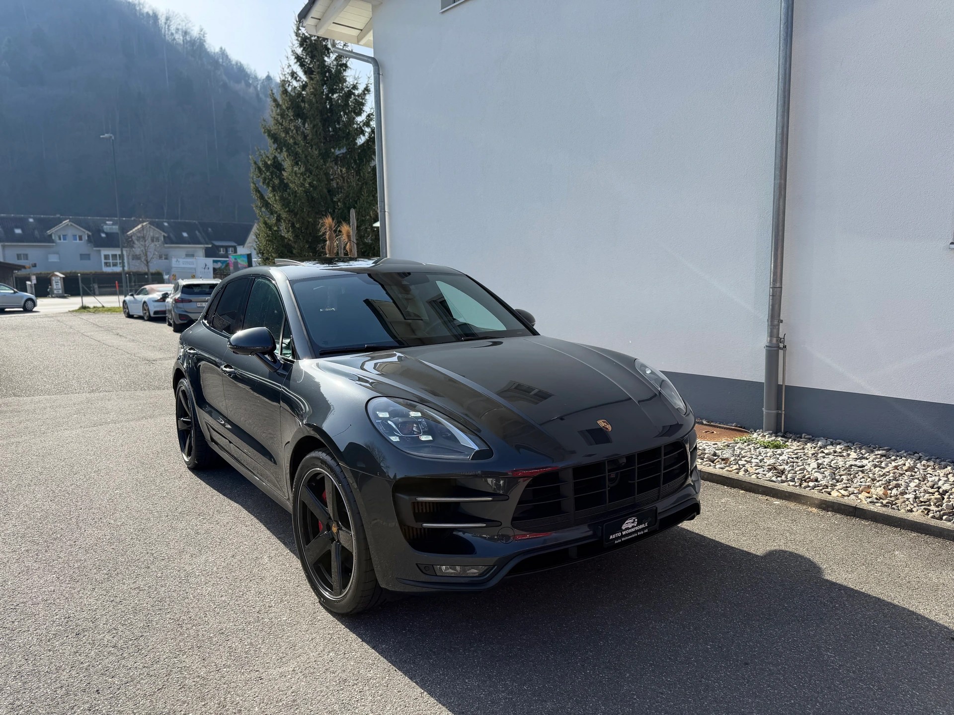 PORSCHE Macan Turbo Performance PDK-image-1