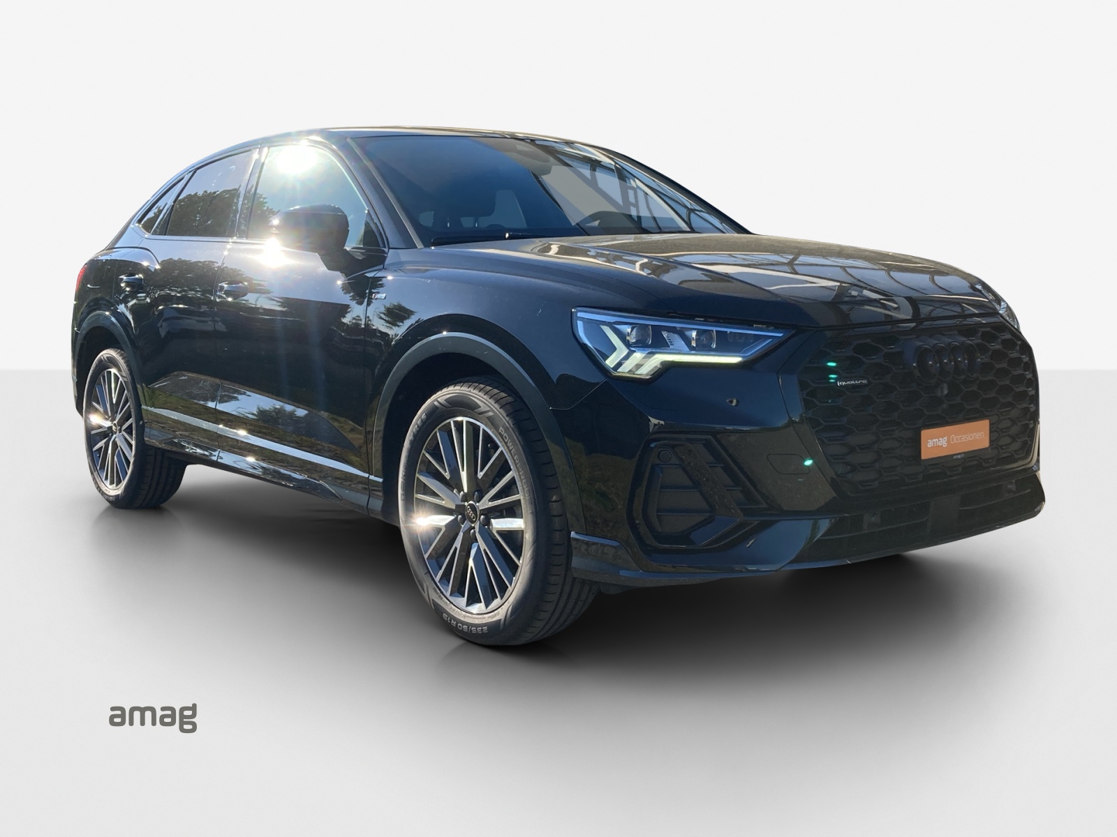 AUDI Q3 Sportback 40 TFSI S line quattro S-tronic-image-5