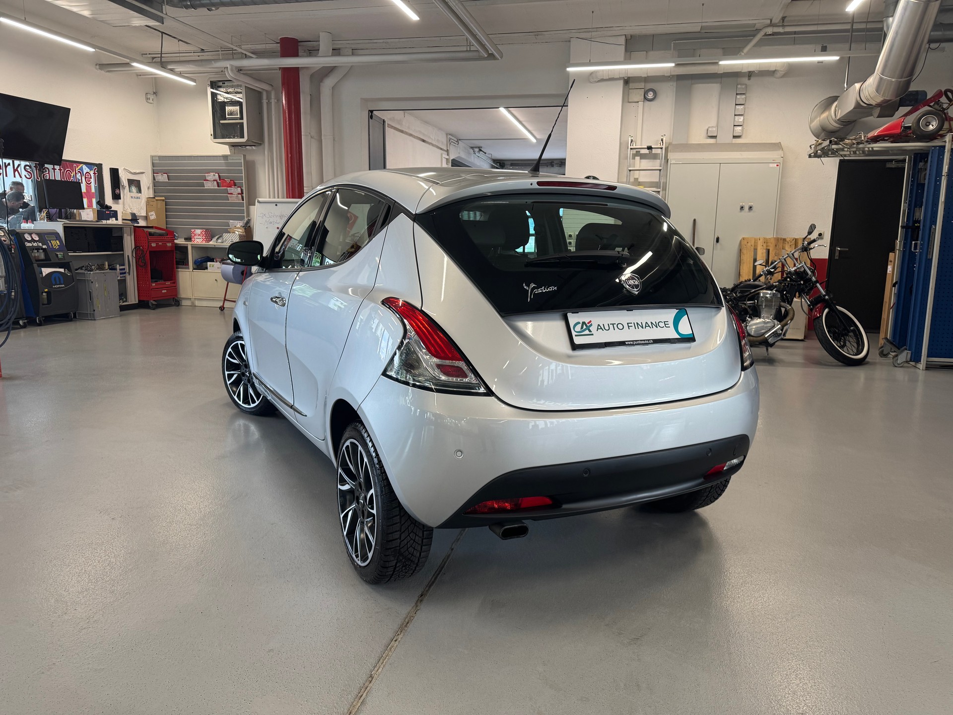 LANCIA Ypsilon 0.9 TwinAir Gold DFN-image-4