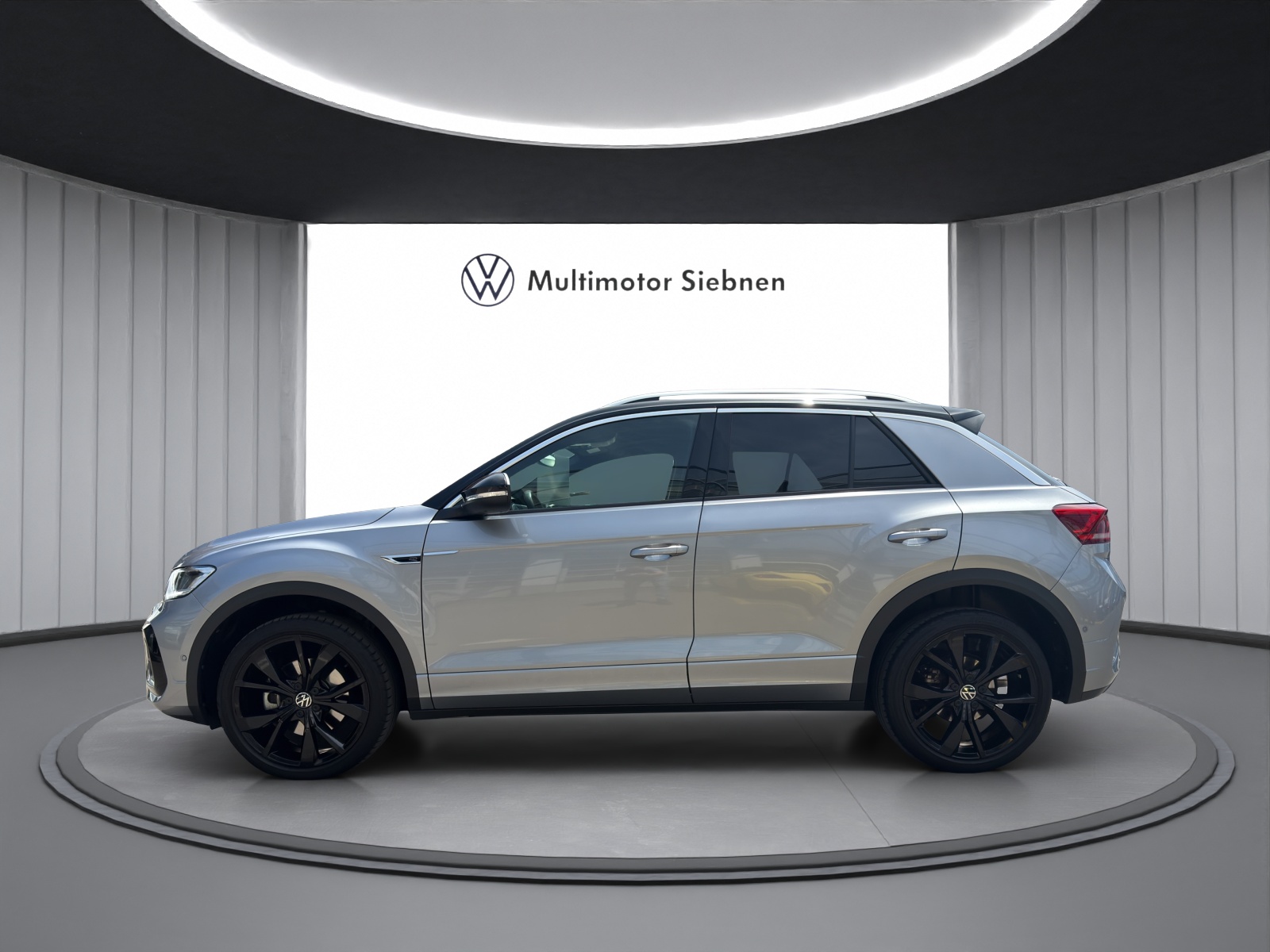 VW T-Roc 2.0 TSI R-Line DSG 4Motion-image-1