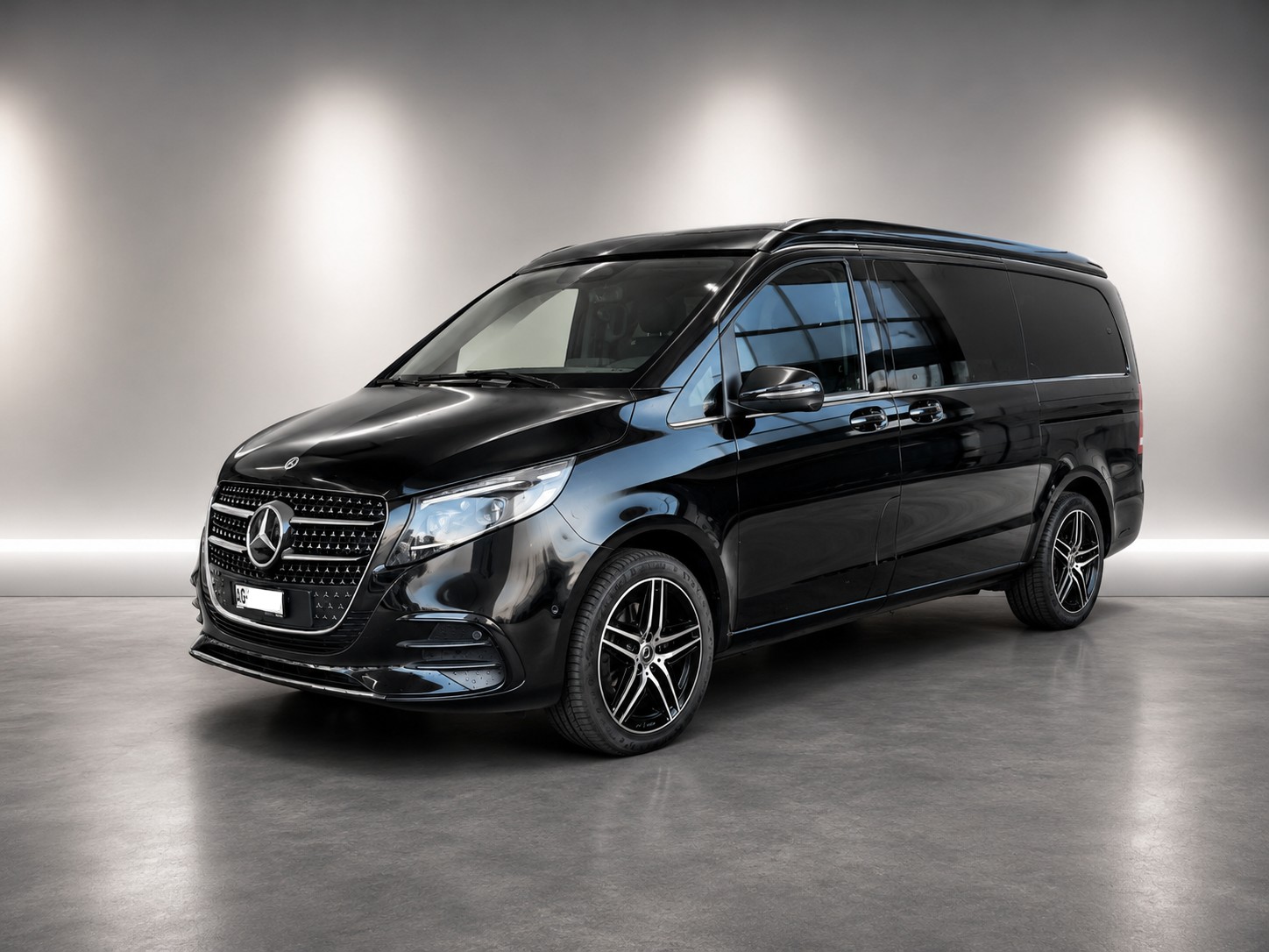 MERCEDES-BENZ V 300 d lang Horizon 4matic AMG Line-image-0