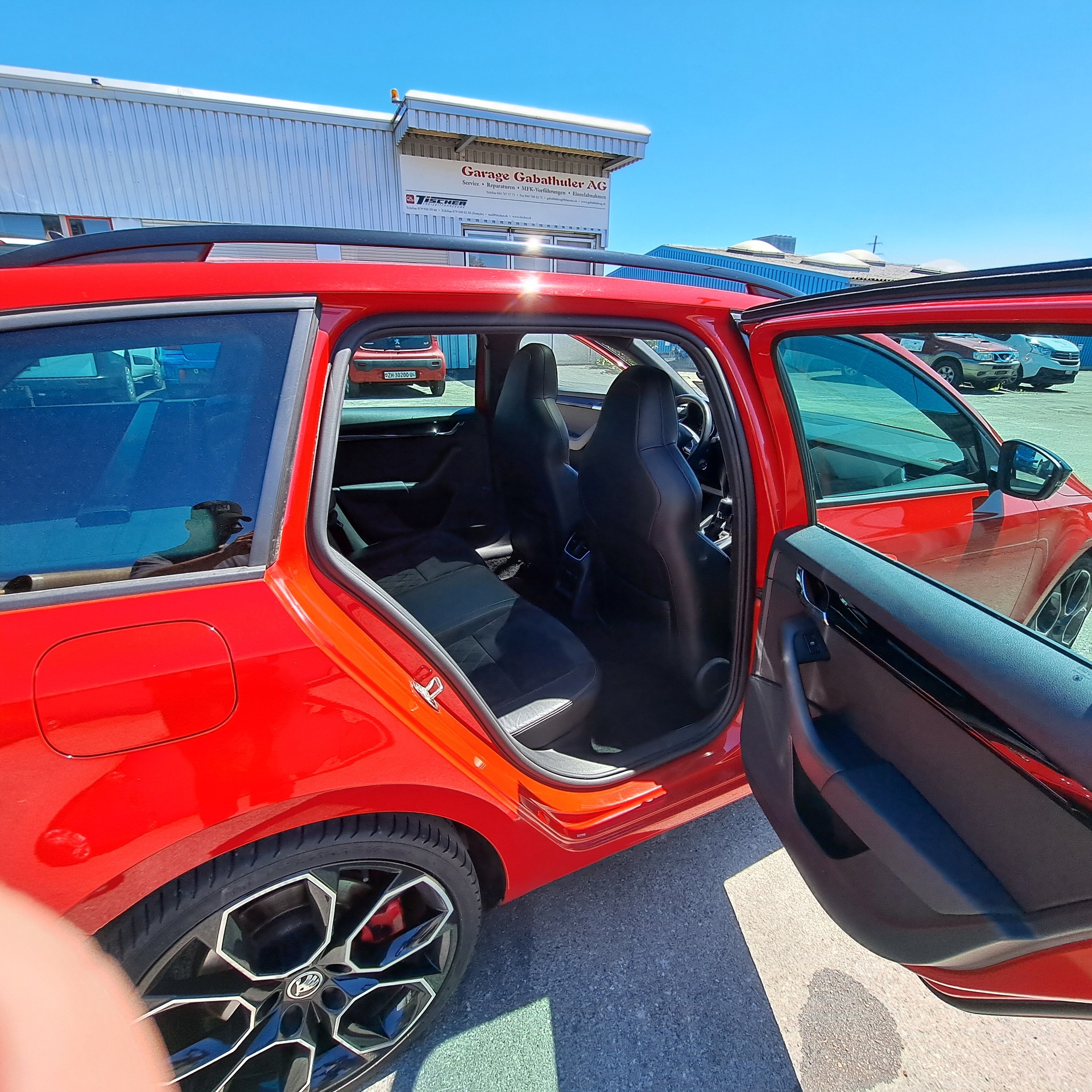SKODA Octavia Combi 2.0 TSI RS 245 DSG-image-7