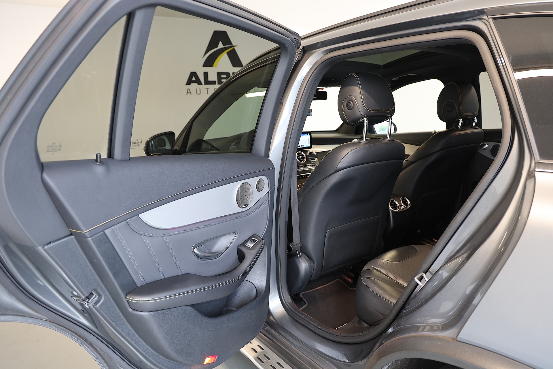 MERCEDES-BENZ GLC 63 S AMG 4Matic 9G-Tronic-image-16