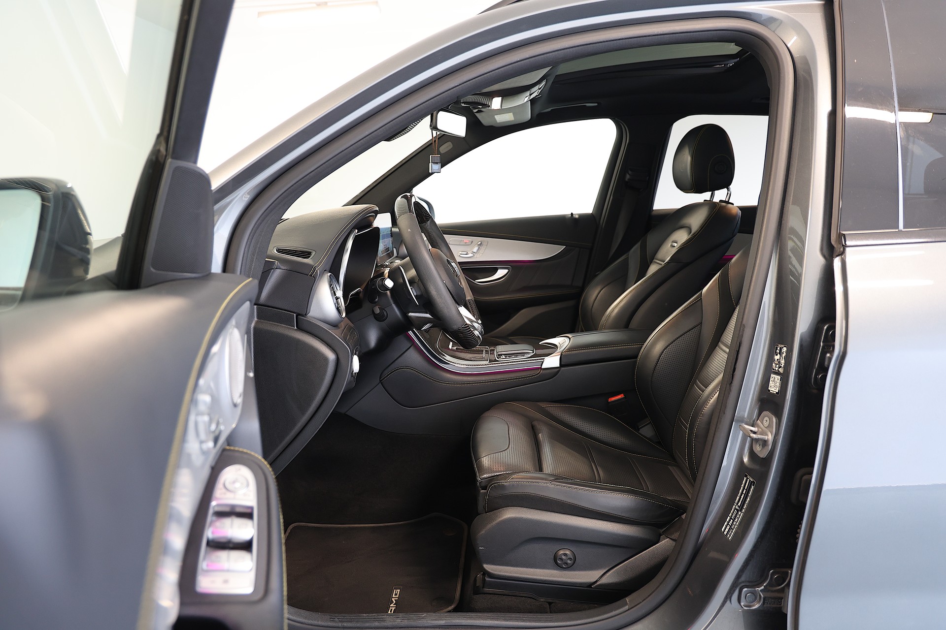 MERCEDES-BENZ GLC 63 S AMG 4Matic 9G-Tronic-image-5