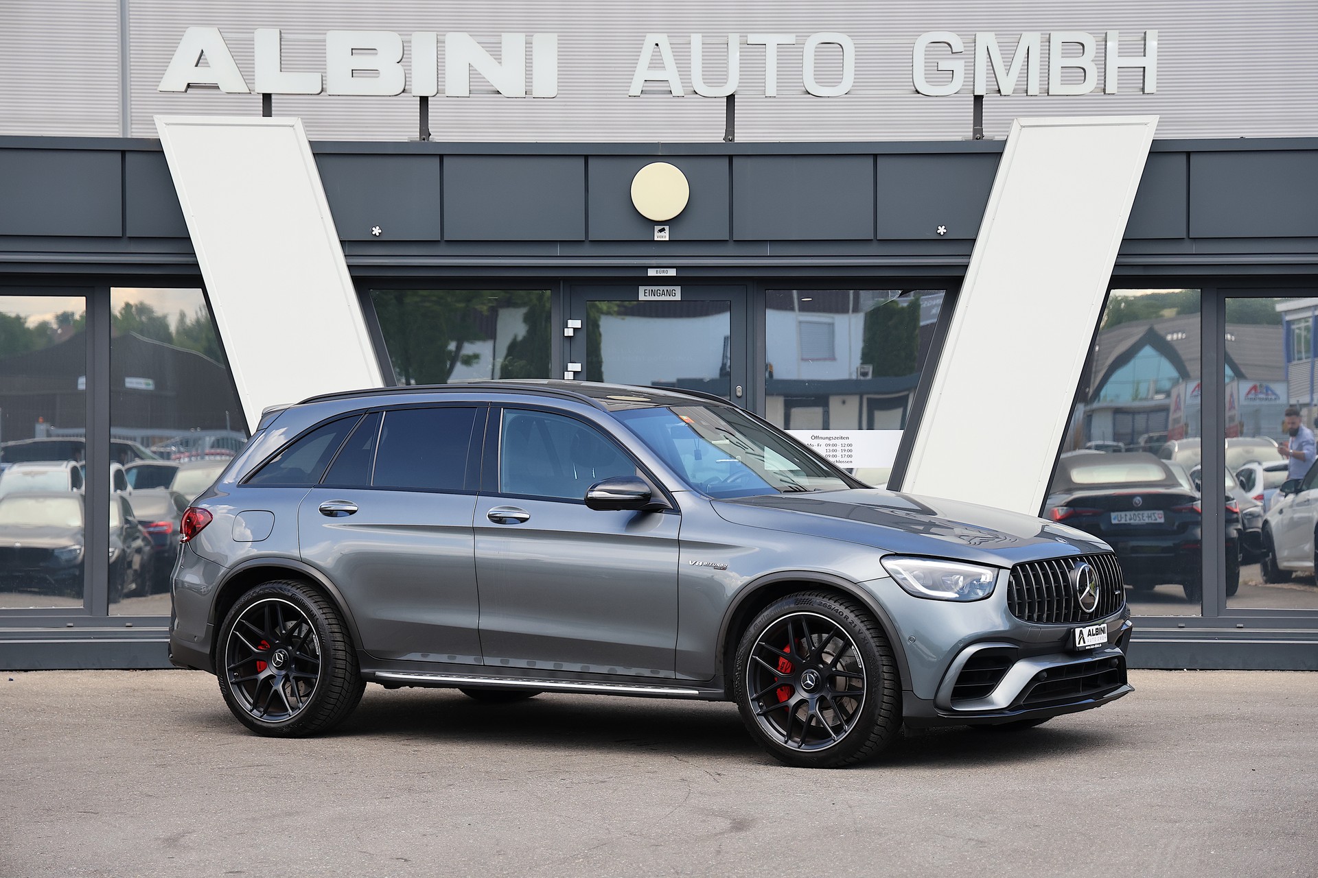 MERCEDES-BENZ GLC 63 S AMG 4Matic 9G-Tronic-showroom-element-1