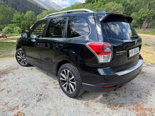 SUBARU Forester 2.0XT Luxury Lineartronic-image-3