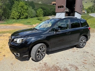 SUBARU Forester 2.0XT Luxury Lineartronic
