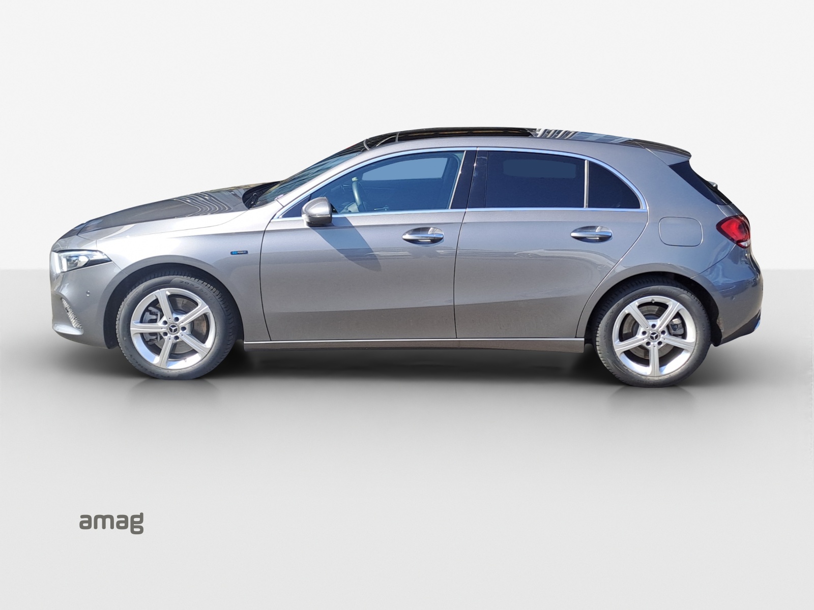 MERCEDES-BENZ A 250e Progressive 8G-DCT-image-1