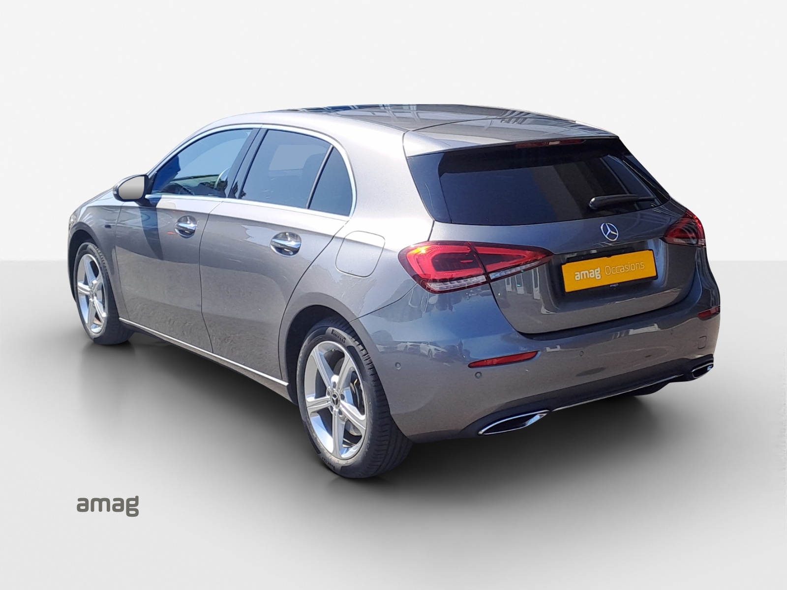 MERCEDES-BENZ A 250e Progressive 8G-DCT-image-2