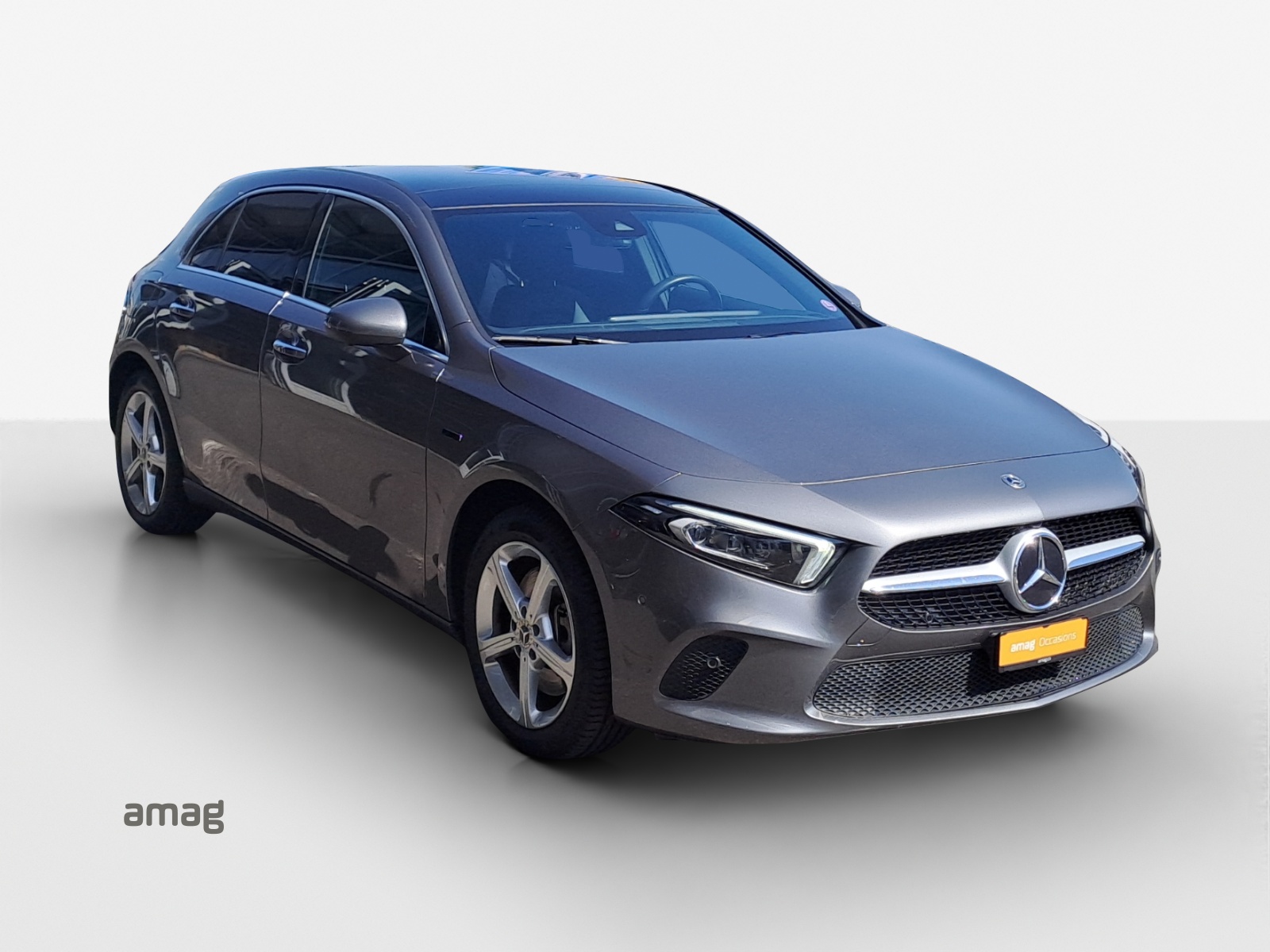 MERCEDES-BENZ A 250e Progressive 8G-DCT-image-6
