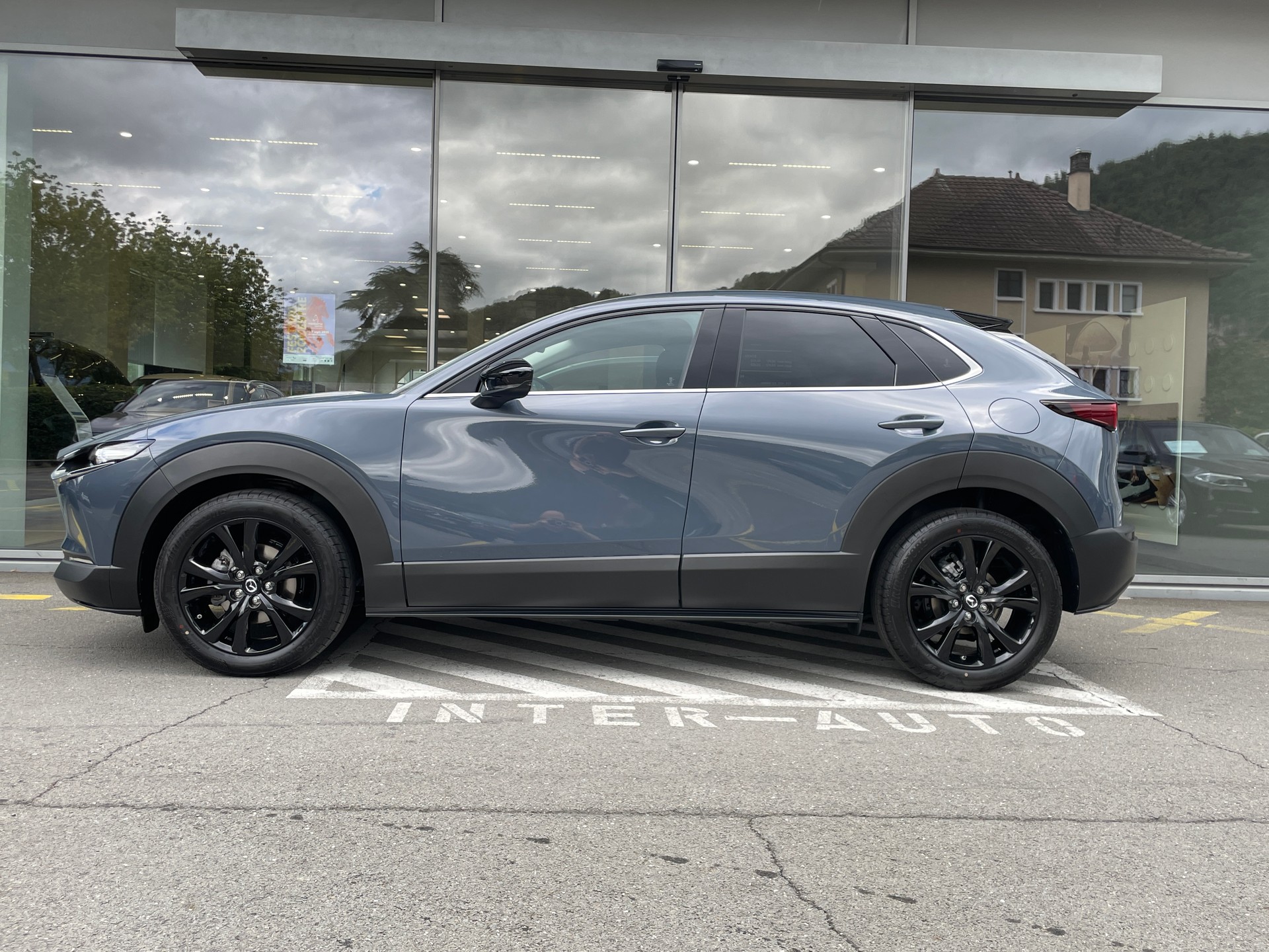 MAZDA CX-30 SKYACTIV-X 186 M Hybrid Homura AWD AT-showroom-element-2