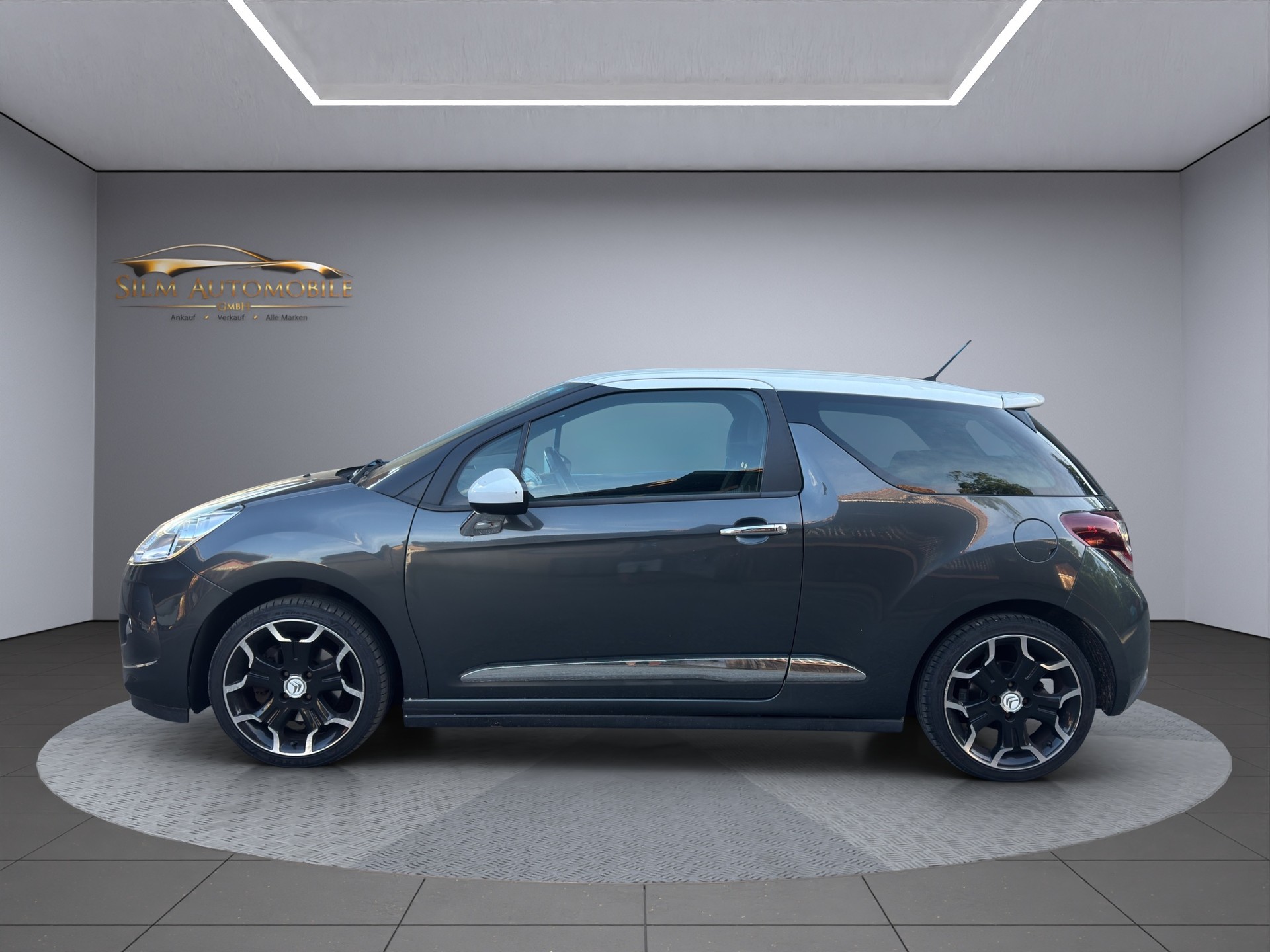 DS AUTOMOBILES DS3 1.6 THP Swiss Edition-showroom-element-2