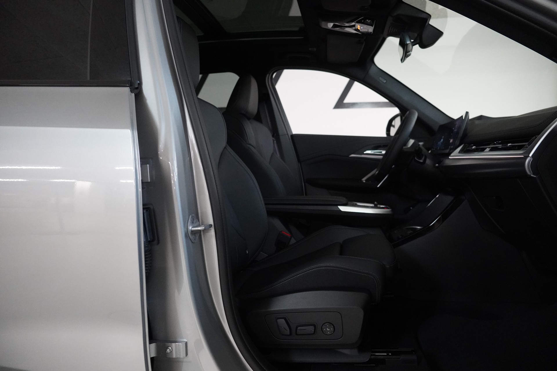 BMW iX1 xDrive 30 M Sport Pro-image-13