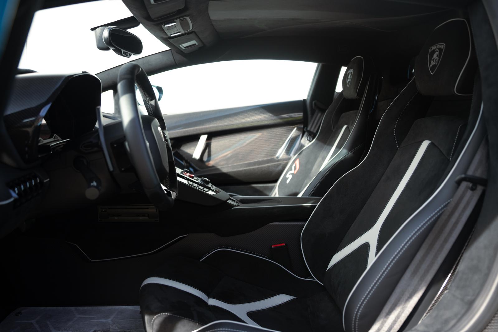 LAMBORGHINI Aventador SVJ-image-5