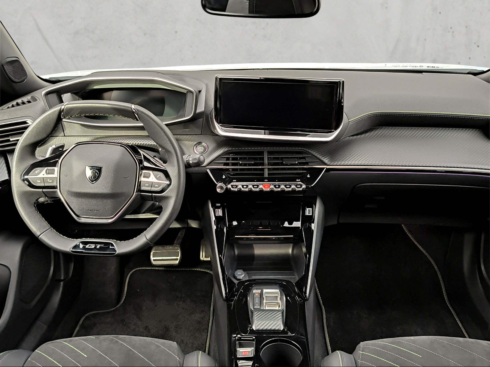 PEUGEOT 2008 1.2 PureTech 130 GT-image-11