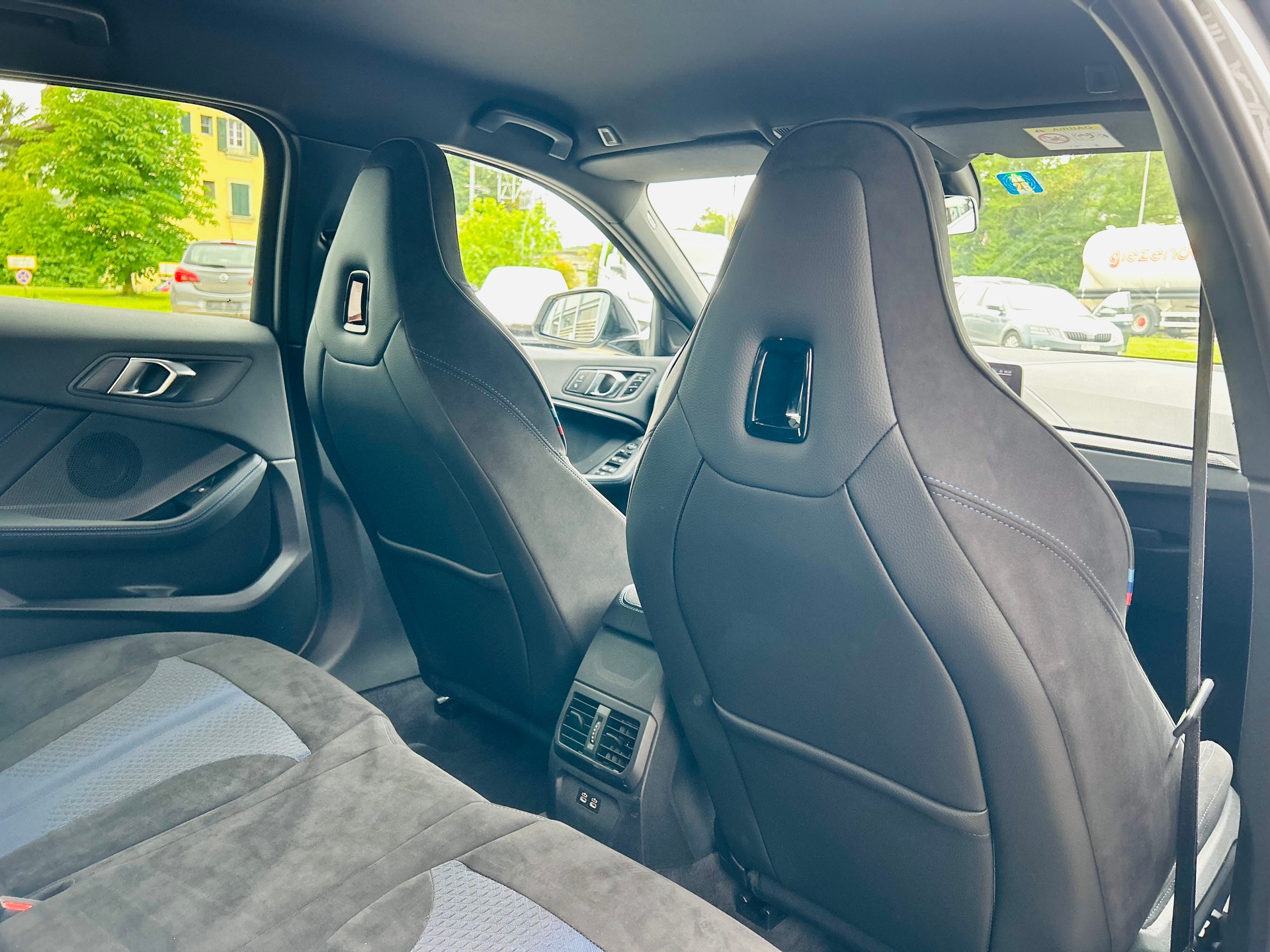 BMW 128ti Steptronic *10ans service gratuit*-image-12