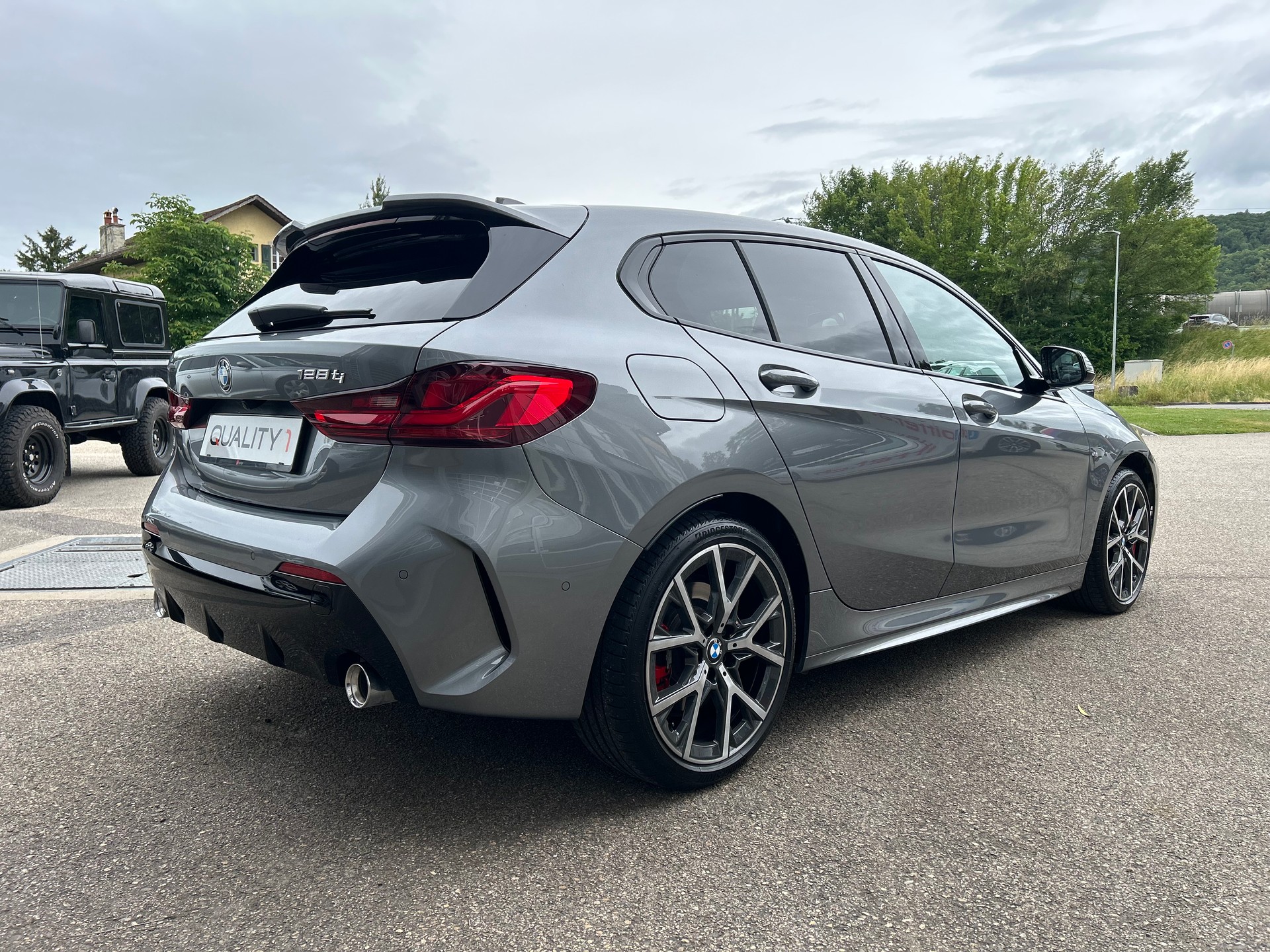 BMW 128ti Steptronic *10ans service gratuit*-image-4