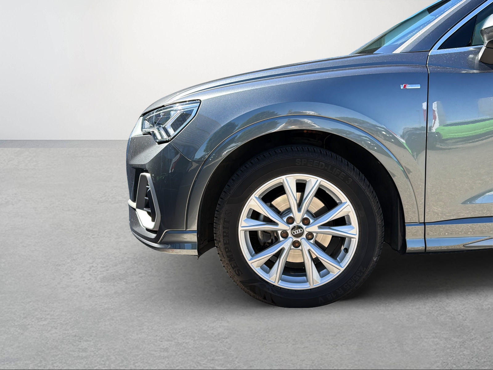 AUDI Q3 35 TFSI S line Attraction S-tronic-image-8