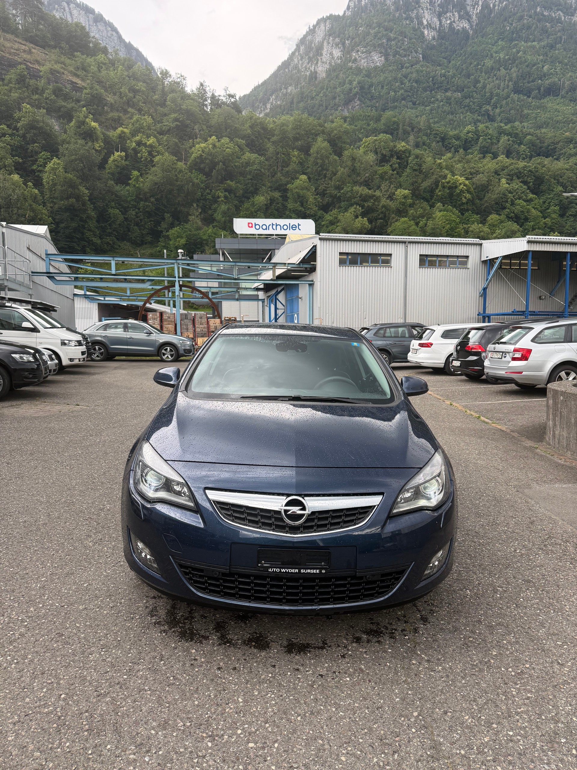 OPEL Astra 2.0 CDTi Cosmo Automatic-image-3