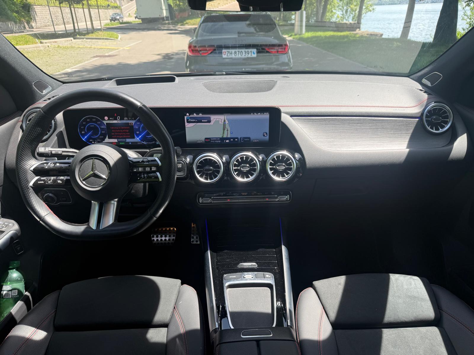 MERCEDES-BENZ EQA 350 66,5 kWh 4Matic Swiss Star-image-5