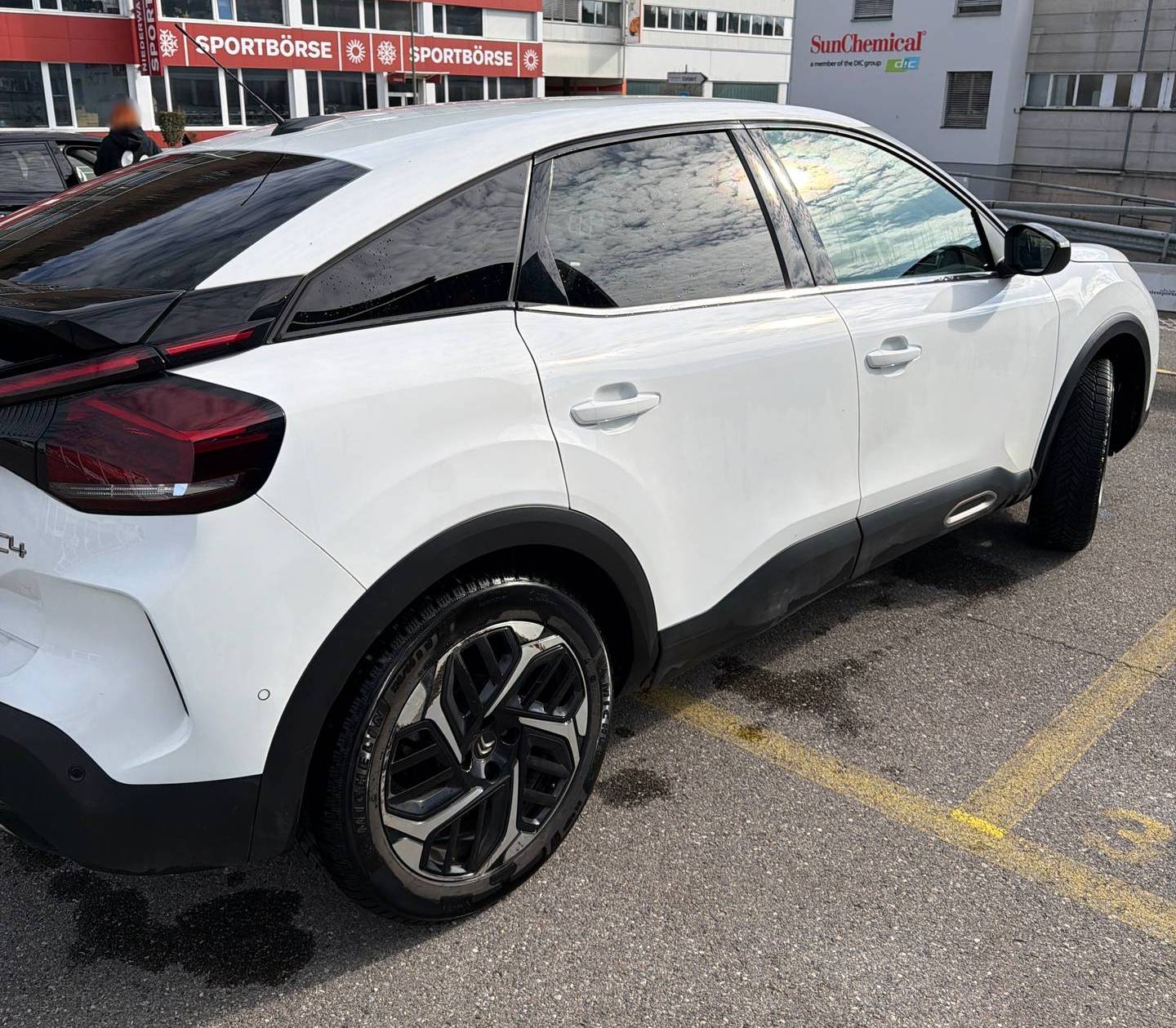 CITROEN 1.2 PureTech Shine-image-2