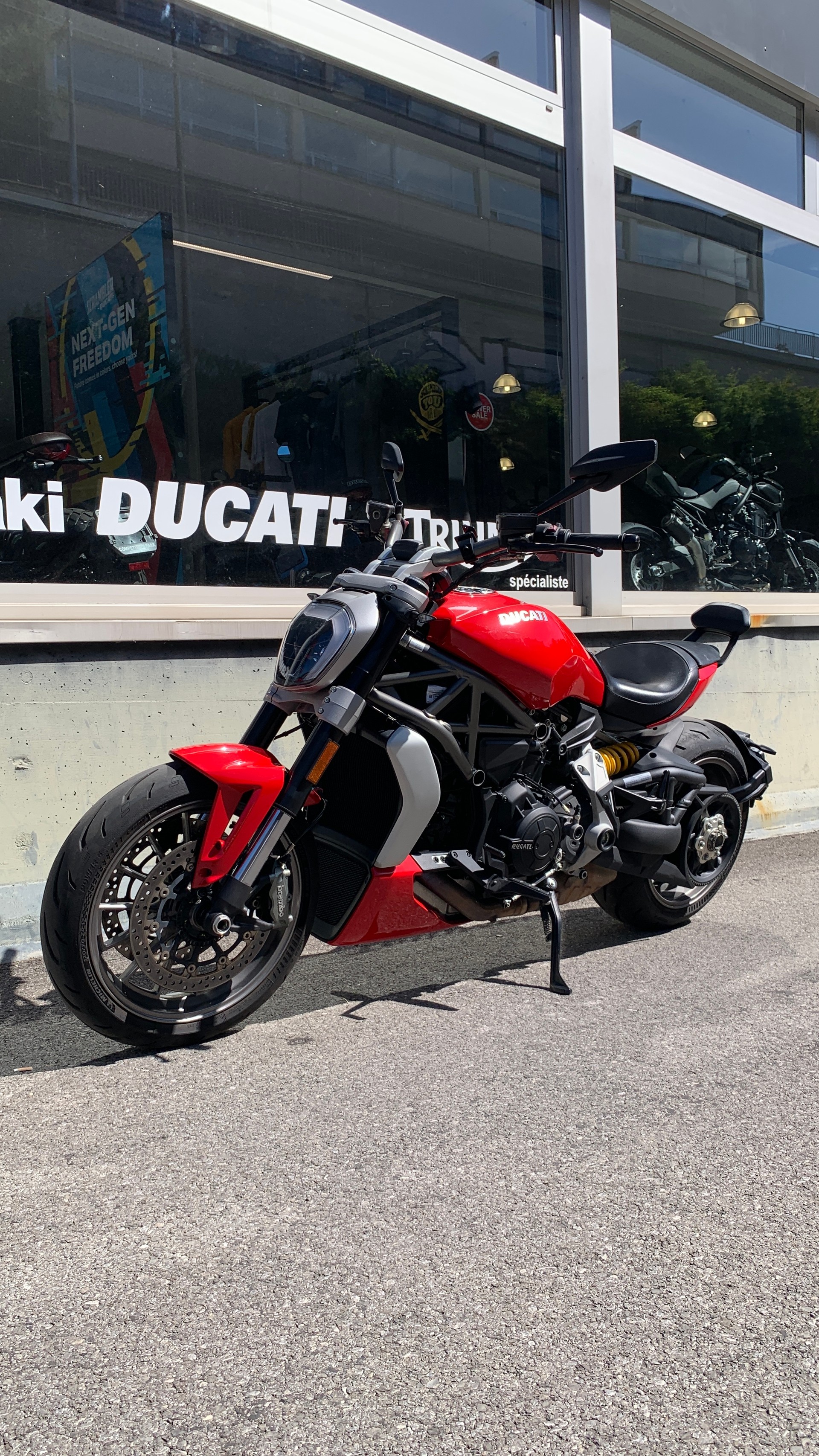DUCATI XDiavel 1260-showroom-element-3