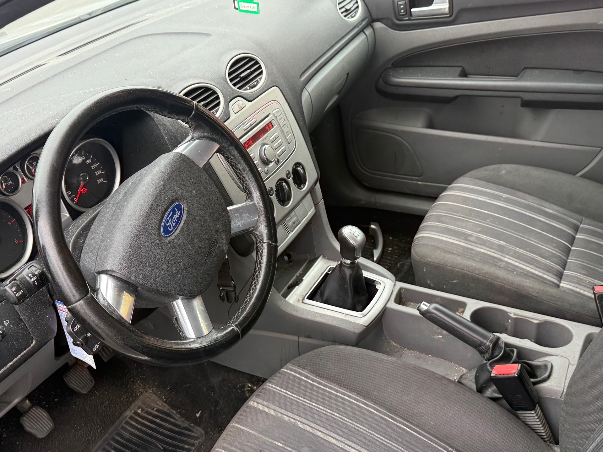 FORD Focus 1.6 TDCi Ambiente-image-4