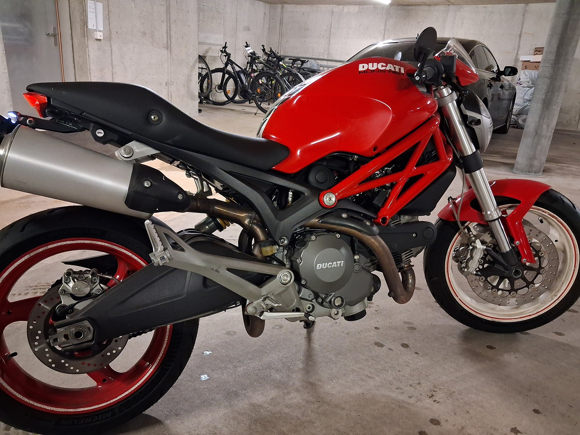 DUCATI Monster 696M (25kW)-image-1