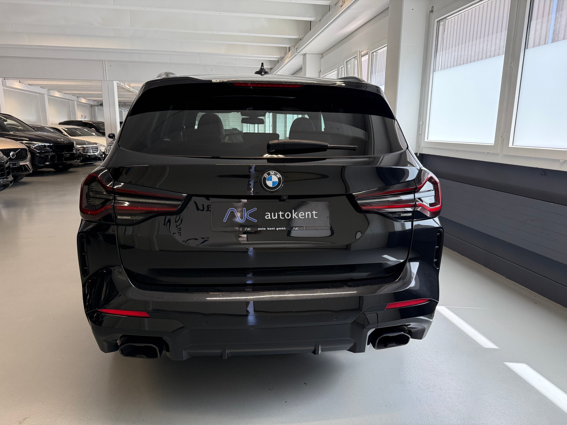 BMW X3 xDrive 48V M40d M Sport Edition Individual Steptronic-image-4