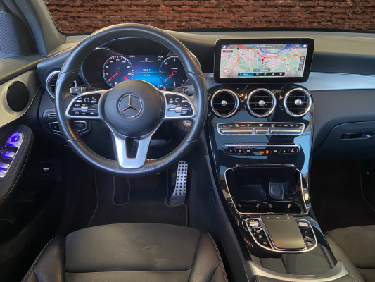 MERCEDES-BENZ GLC 220 d AMG Line 4Matic-image-10