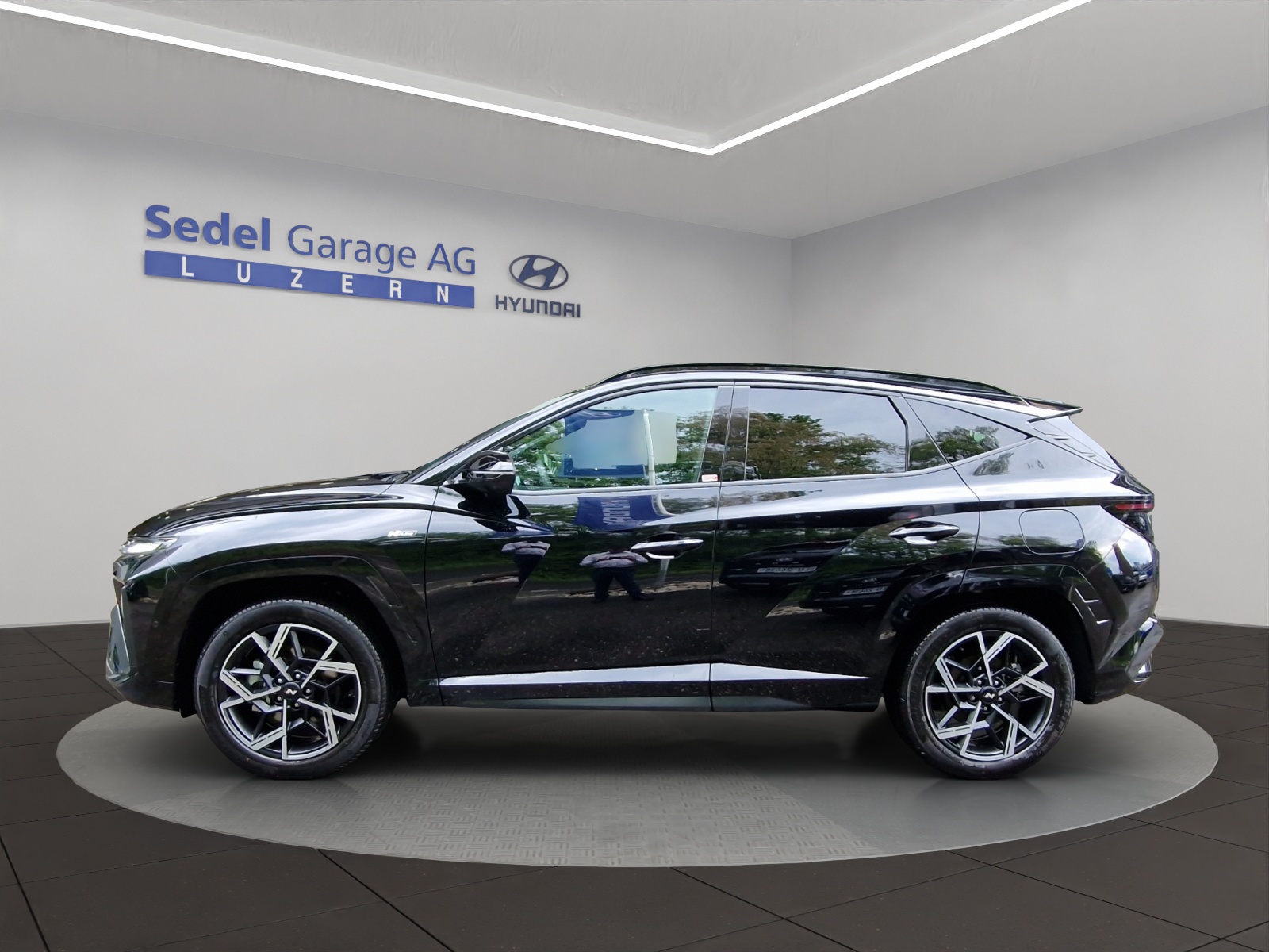 HYUNDAI Tucson 1.6 T-GDi HEV N-Line 4WD-image-2