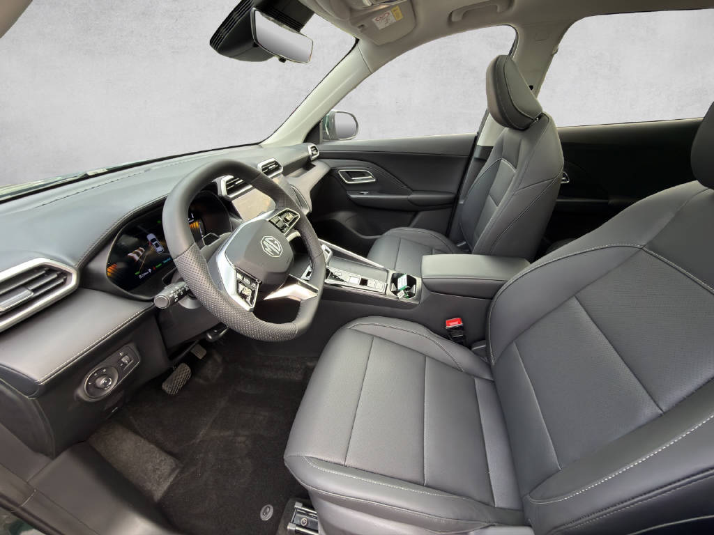 MG ZS 1.5 Hybrid+ Luxury-image-7