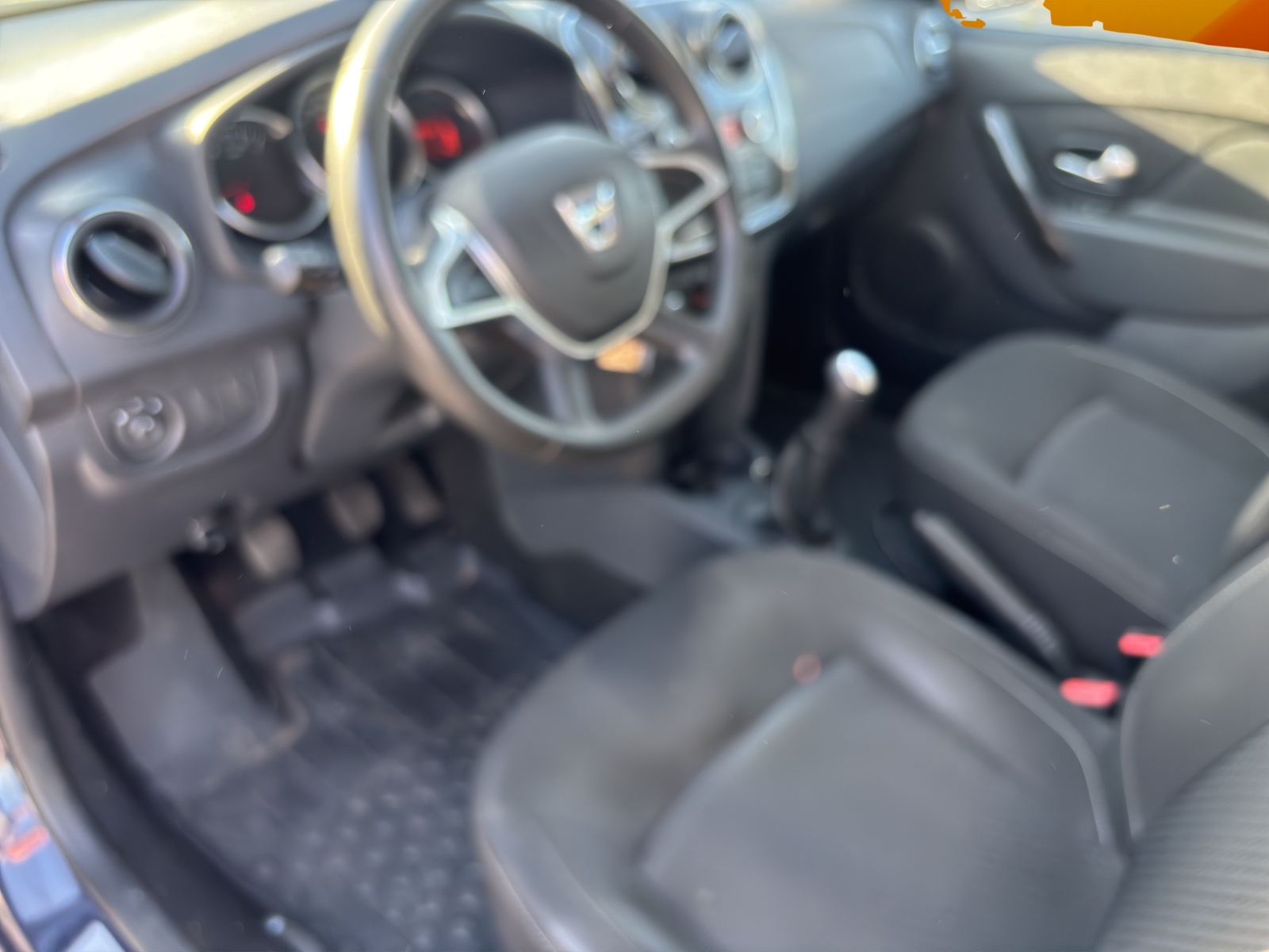 DACIA Sandero 1.5 dCi Comfort-image-7